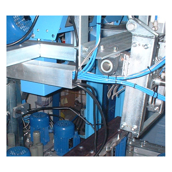 FORTSCHRITTLICHER COILER UND BANDING MIT PRINT ON BAND