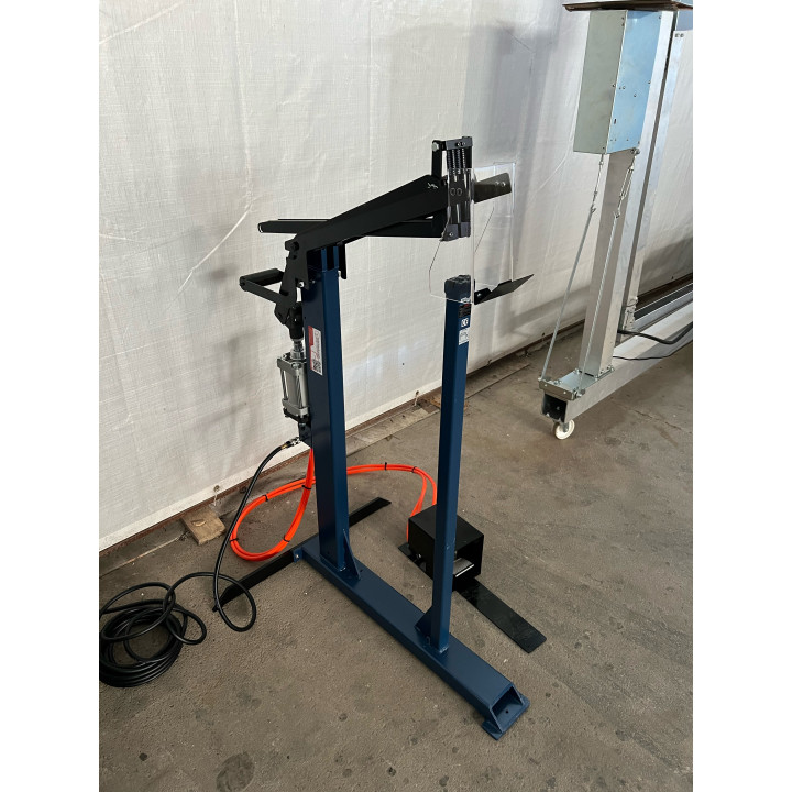 STEP PB3522 Pneumatisk stativ bundplade hæftemaskine
